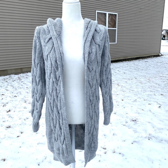 Chunky Cable Knit Long Sleeve Hooded Midi Cardigan - Picture 9 of 11